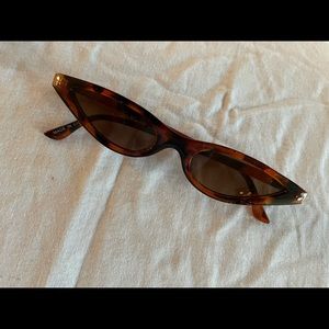 Urban outfitter sunglasses